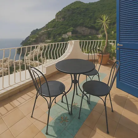 Brikette Hostel