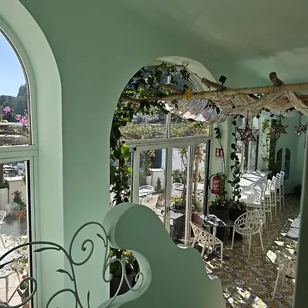 Brikette Hostel *