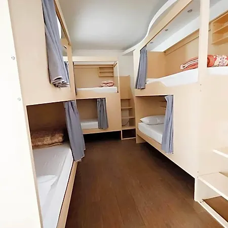 Brikette Hostel *