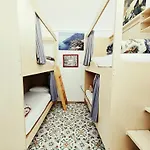 Brikette Hostel Positano